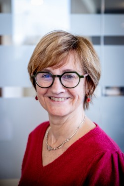 Zorggezind en familiezorg (ann demeulemeester en mieke Ruys)-10